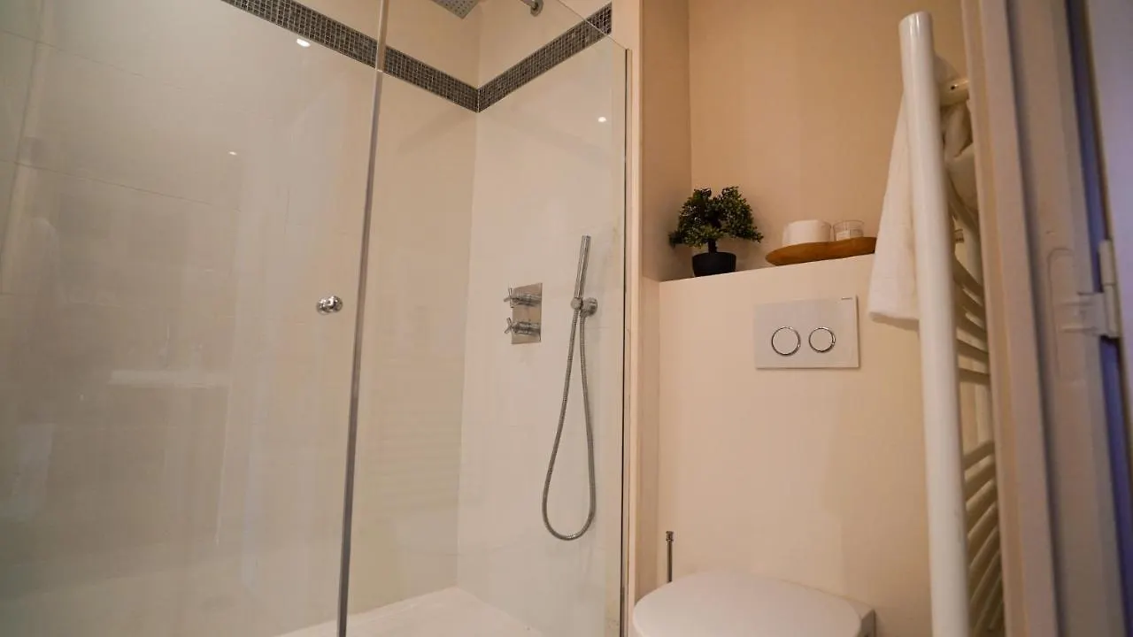 Studio Apartment Massena Nice! Free Breakfast!