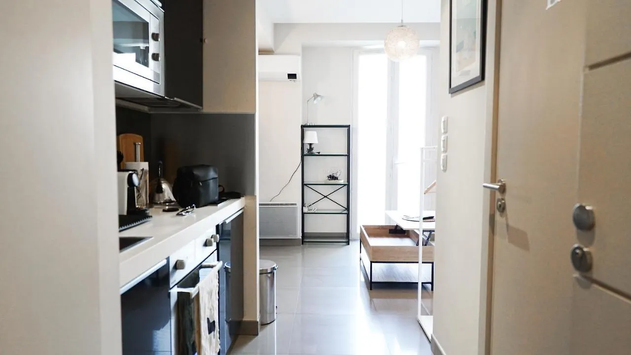 Studio Apartment Massena Nice! Free Breakfast!